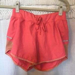 Champion shorts in coral